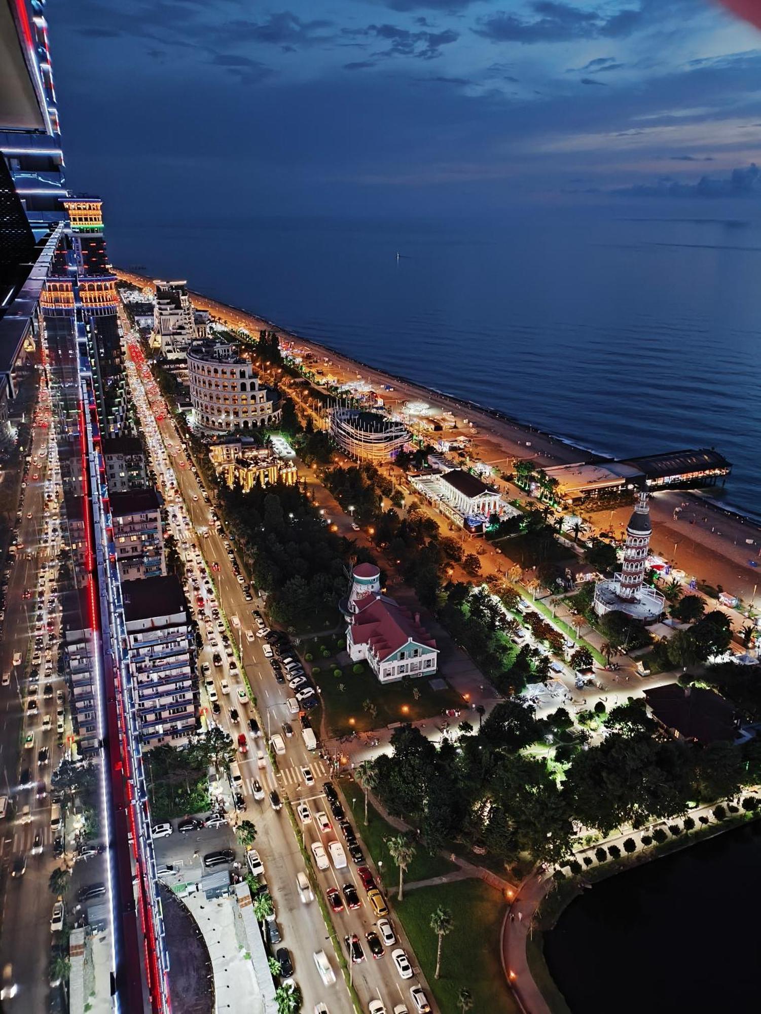 Orbi-City Batumi Apartments Sea View Ngoại thất bức ảnh